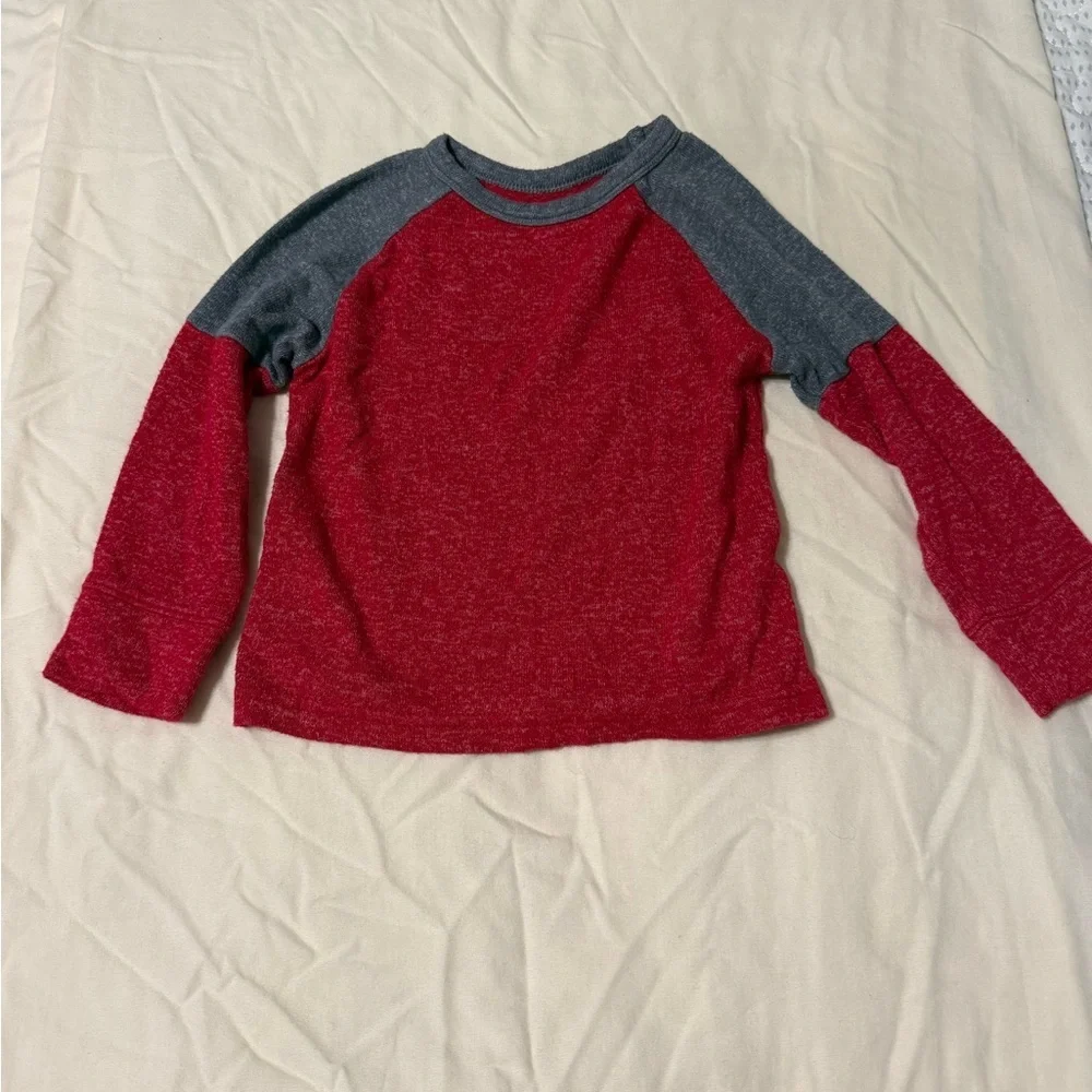 The Children's Place Red and Gray Raglan Long Sleeve Tee
